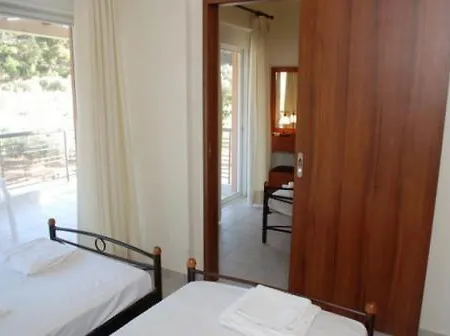 Anemos Studios Pefki Evia *
