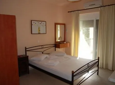 Anemos Studios Pefki Evia ホテル